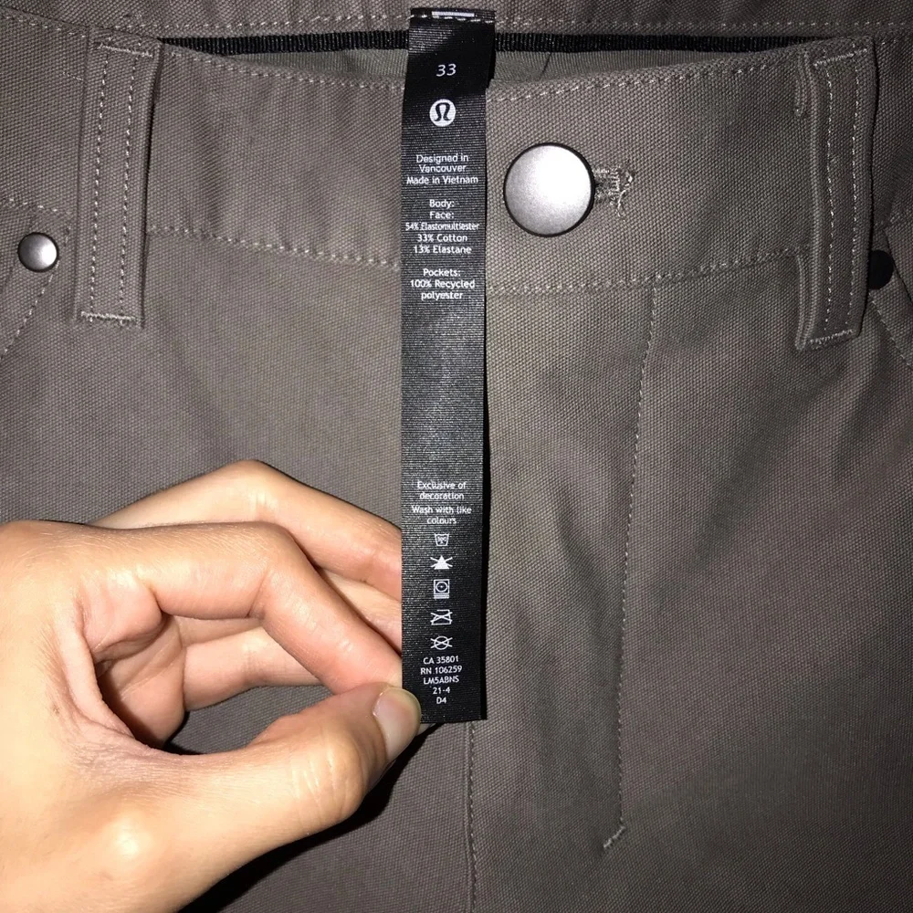 Lululemon Size 33x31 Mens ABC Warpstreme Classic Fit Reflective Pants Grey, Golf